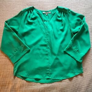 Collective Concepts Emerald Green Top, Size L